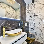 Sky Pool Penthouse With A Huge Heated Private Pool Διαμέρισμα