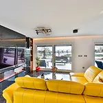 Sky Pool Penthouse With A Huge Heated Private Pool Διαμέρισμα