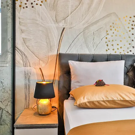 Apartament Sky Pool Penthouse With A Huge Heated Private Pool *